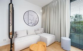 Woodside By Oneapartments